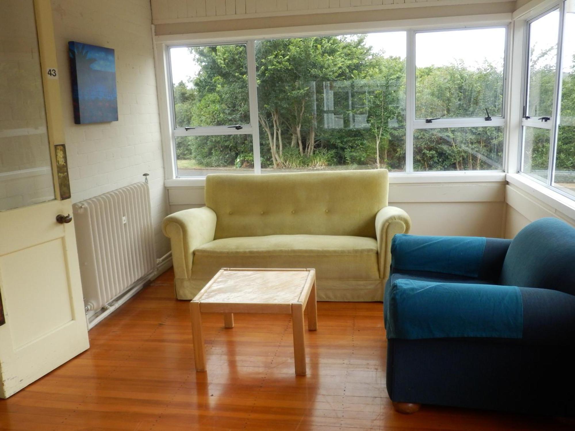 Thomas'S Catlins Lodge And Camp Ground Owaka Room photo